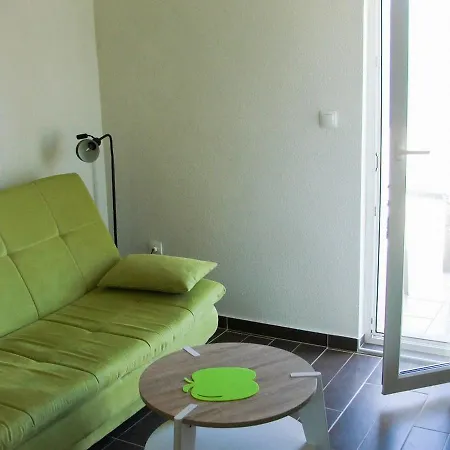 Apartman Marieta *